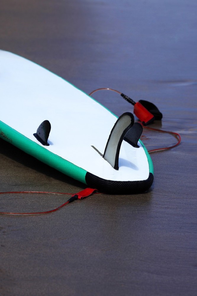 Fibreglass single fin